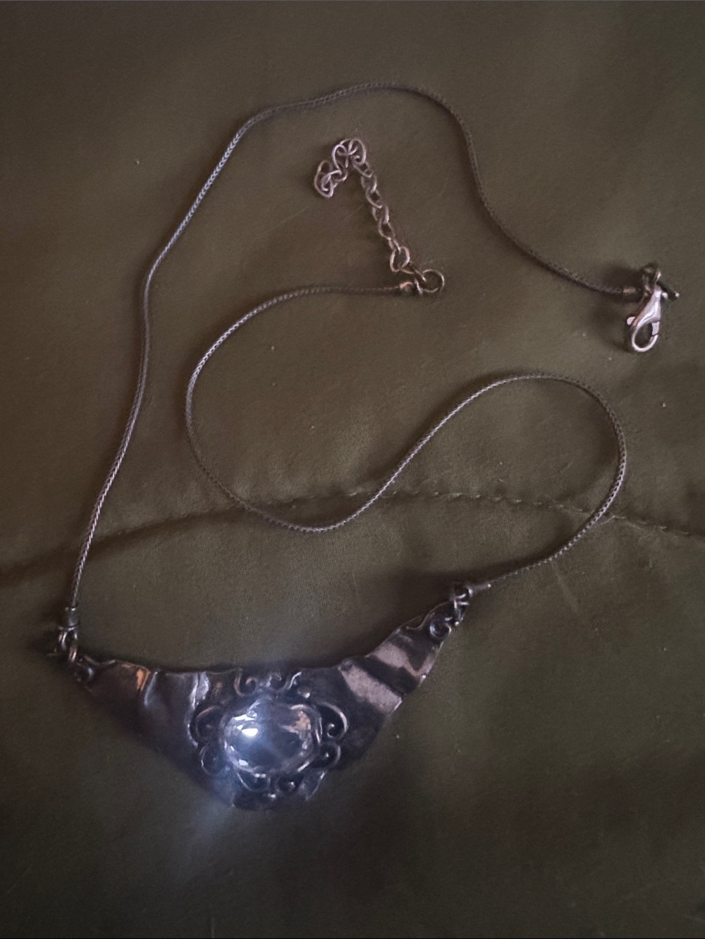 925 Silver Iridescent Stone Crescent Necklace - Picture 2 of 5